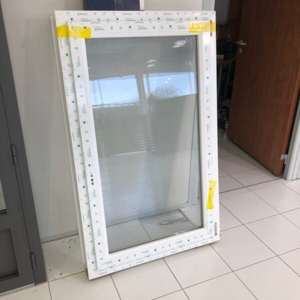 Fenêtre PVC 1 vantail