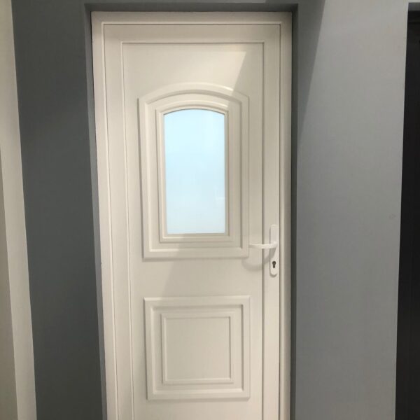 Porte d’entrée en PVC
