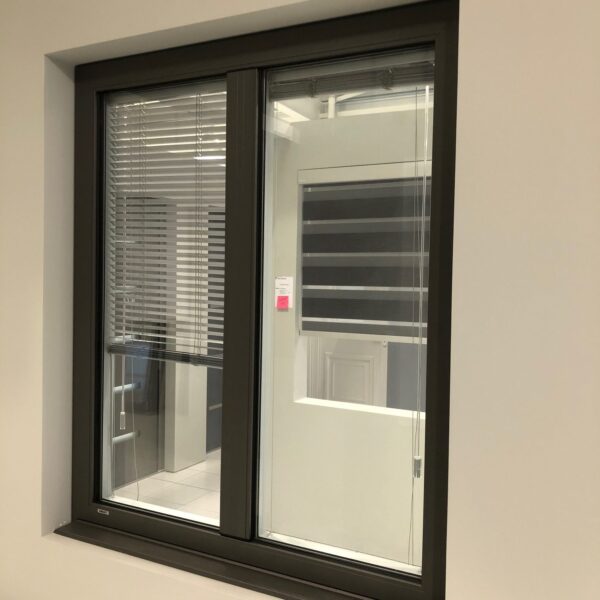 Fenêtre Aluminium 2 vantaux