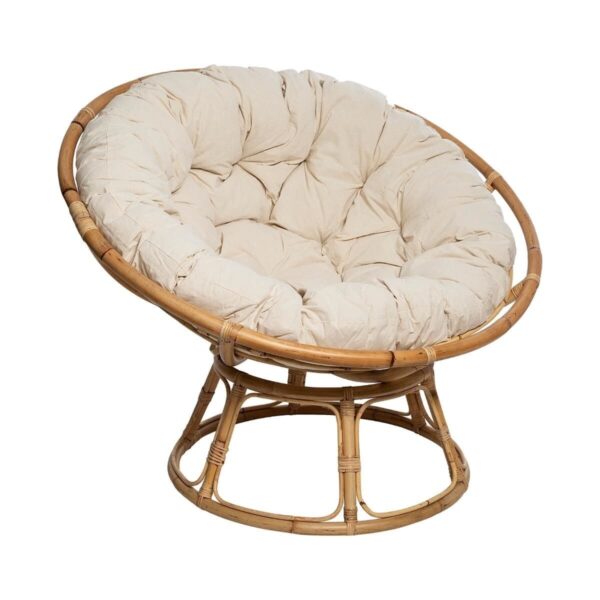 Fauteuil papasan en bois et coussin blanc