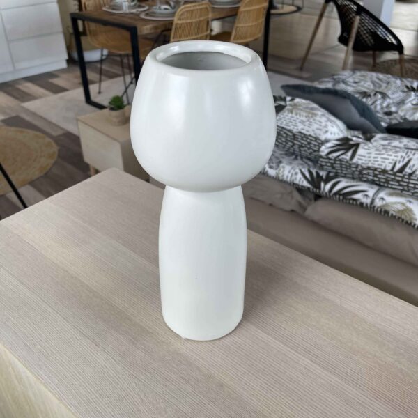 Vase en grès blanc art déco H31