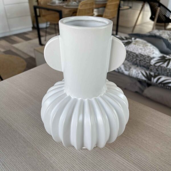Vase en grès blanc art déco H20