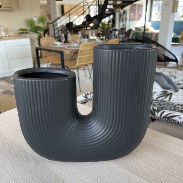 Vase en grès noir H24