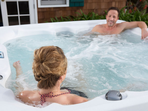 Spa Lifesmart Coronado DLX (LS600DX) 7 personnes 65 jets 220 volts 250 cm x 250 cm