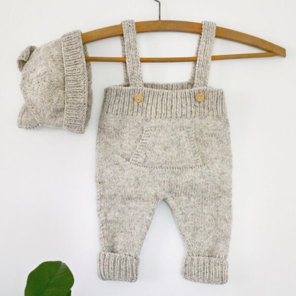 Kit tricot bébé – Salopette et bonnet Gabin