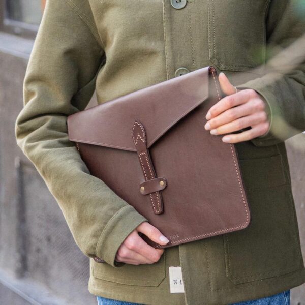 George, la pochette d’ordinateur