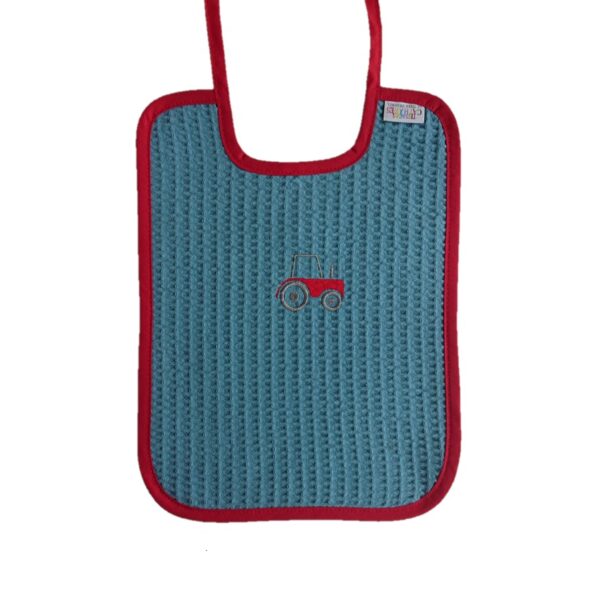 Bavoir en nid d’abeille bleu broderie Tracteur rouge