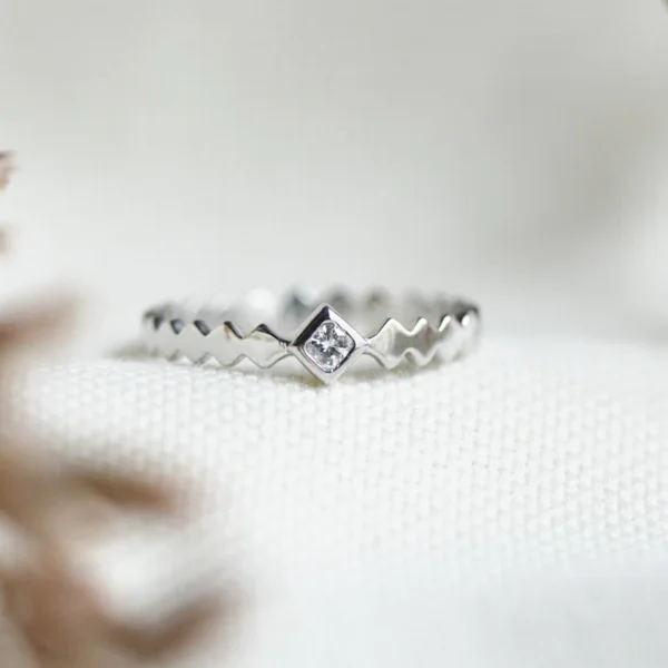 Bague Kalei Solitaire Serti Clos