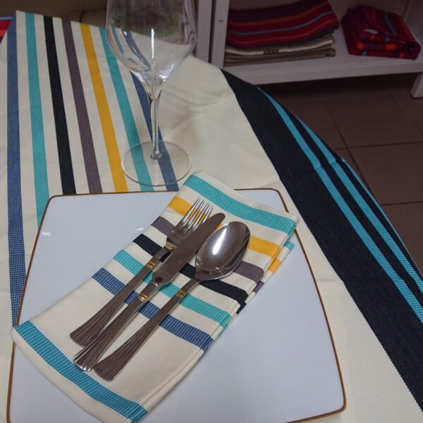 Nappe de table bleue CAMON