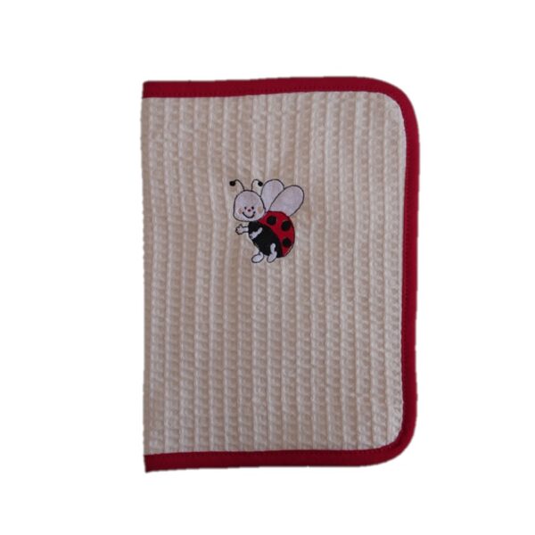 Protège carnet de santé en nid d’abeille naturel broderie coccinelle
