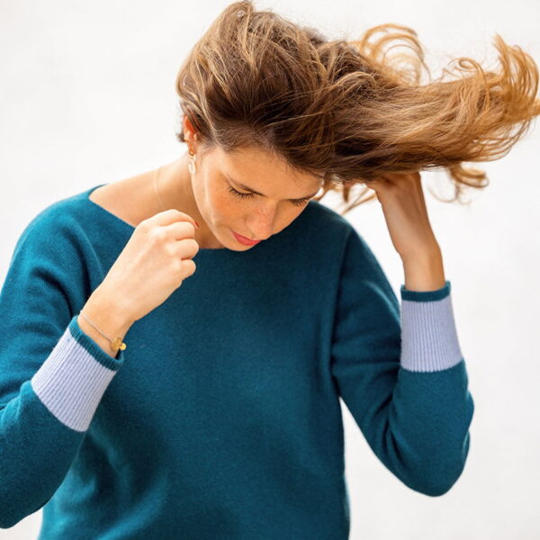 Pull laine et cachemire vert pin / ciel pâle