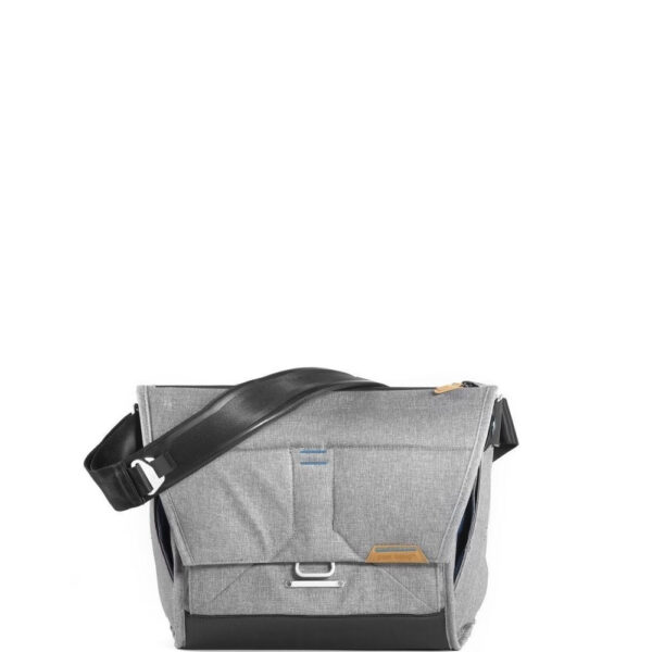 Everyday Messenger 13L Gen2