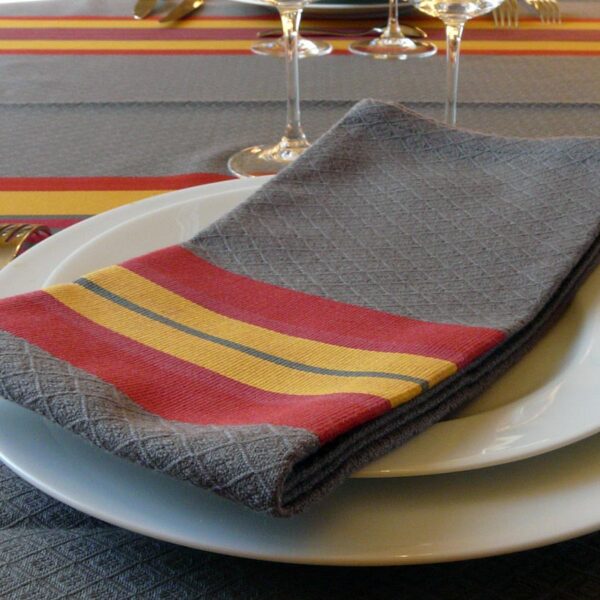 Serviette de table rouge ensoleillé PUIVERT
