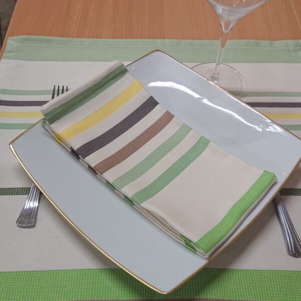 Set de table en tissu vert pistache CAMON